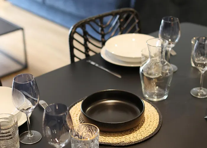 Outremer - Douceur Bleue Au Centre De Daire *